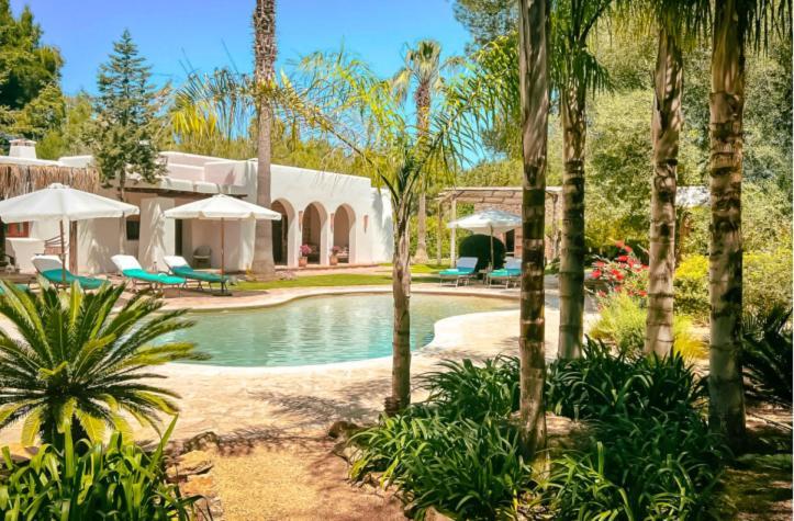 La Finca Agroturismo Can Bet Santa Eularia des Riu Bagian luar foto