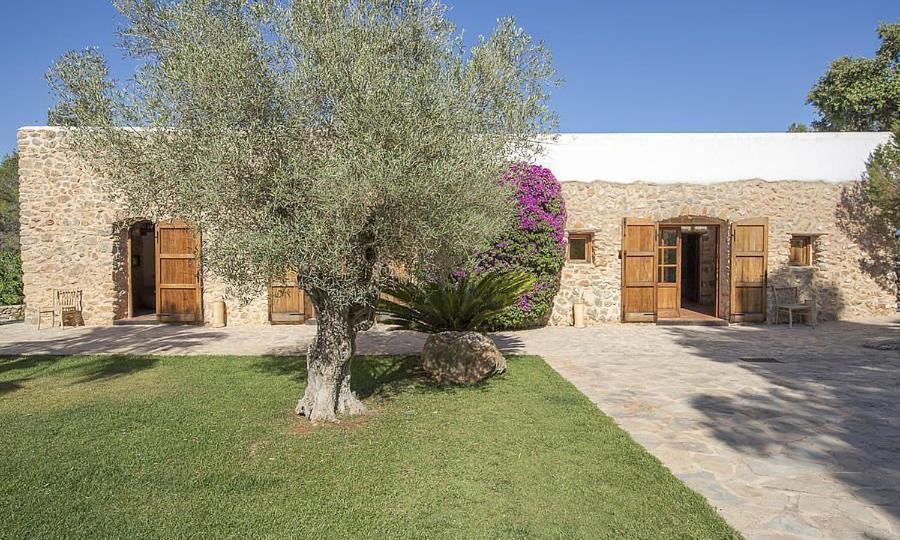 La Finca Agroturismo Can Bet Santa Eularia des Riu Bagian luar foto